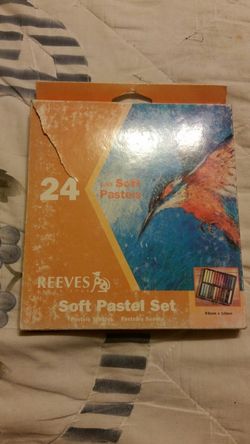 Reeves 24 pc Soft Pastel Set