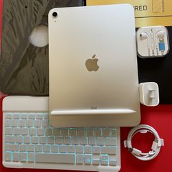 256gb Apple IPad 10th Generation (10.9” Liquid Retina / 2022 model) with pen, keyboard, case & Accessories (warranty 2026) 