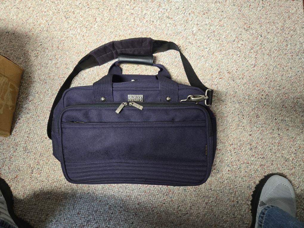 Ricardo Beverly Hills Hand Bag