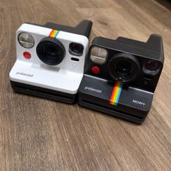 2 Polaroid Cameras (Now+ & Classic) – Instant Camera Bundle