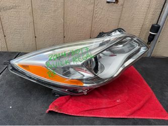 2014 2015 2016 2017 BUICK REGAL RIGHT SIDE HEADLIGHT OEM USED