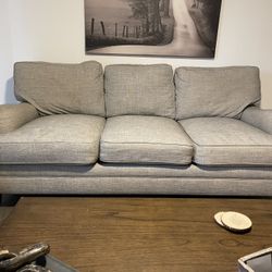 Beautiful Bernhardt Couch