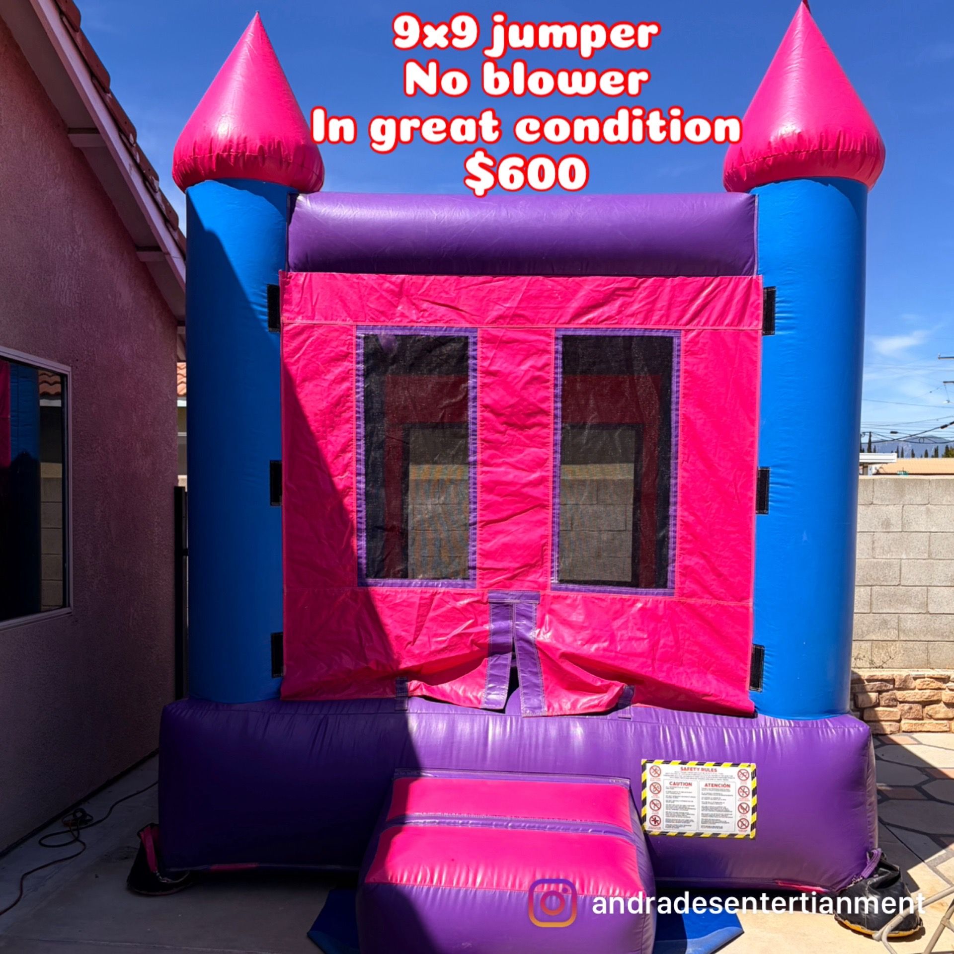 GIRLS PLAY house