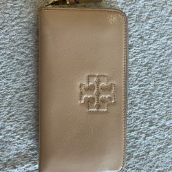 Tory Burch Wallet