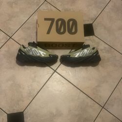 Yeezy 700