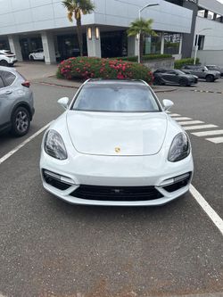 2019 Porsche Panamera