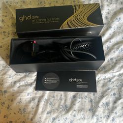 GHD Glide Smoothing Hot Brush