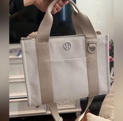 Lululemon Purse 