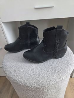 Girls black ankle boots