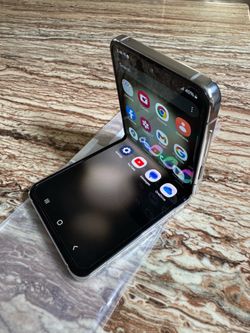 Unlocked / Liberado Samsung Galaxy Z Flip 5