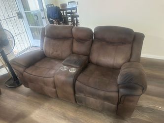 Recliner couches