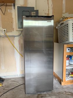 Vertical Freezer