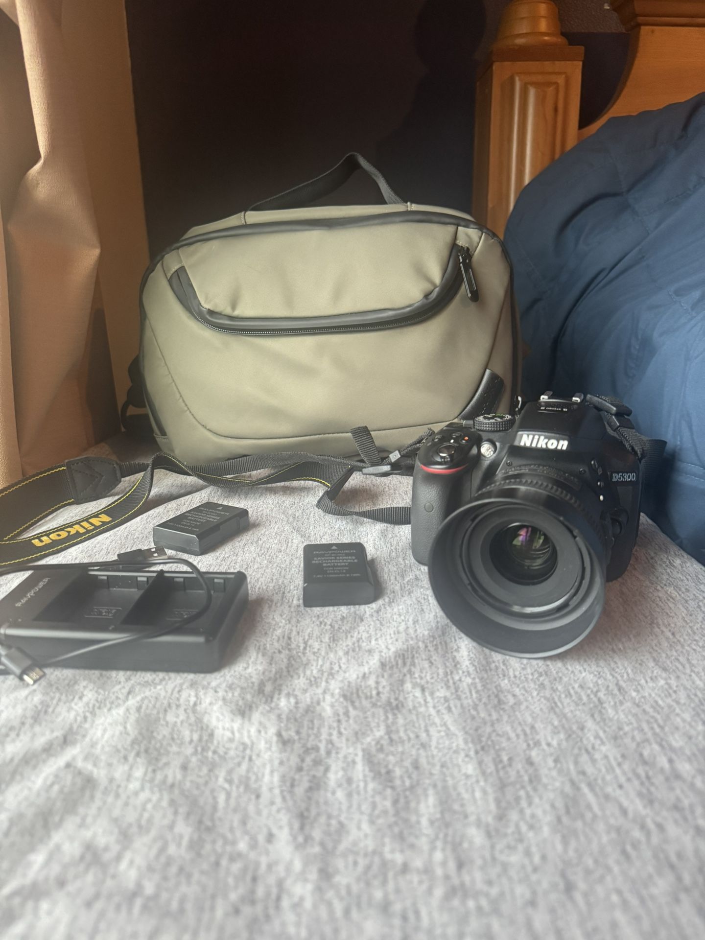 Nikon D5300 & 35mm lens