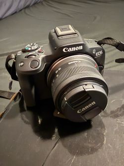 Canon EOS R50