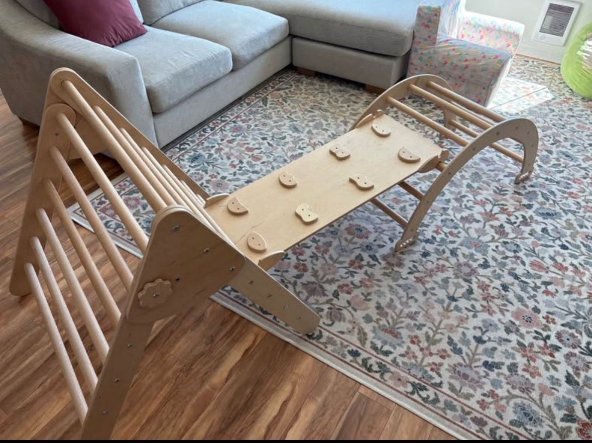 Wood and Hearts Montessori Climber