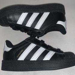 Adidas Super Star Shell toes