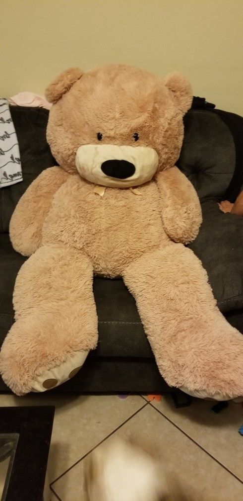 Giant Teddy bear