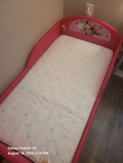 Minnie Mouse bed and Comforter
