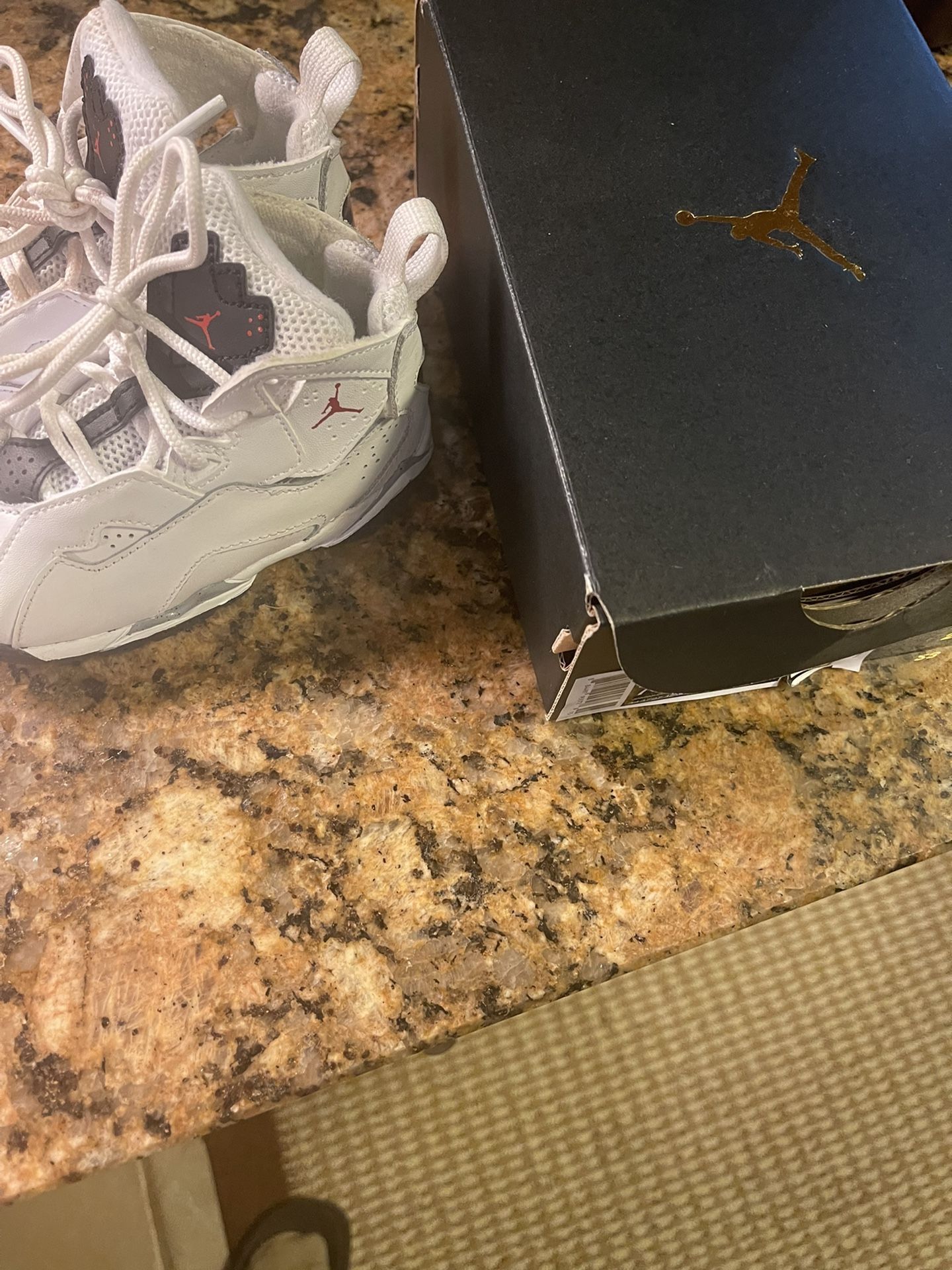 Toddler Jordan’s (7c)