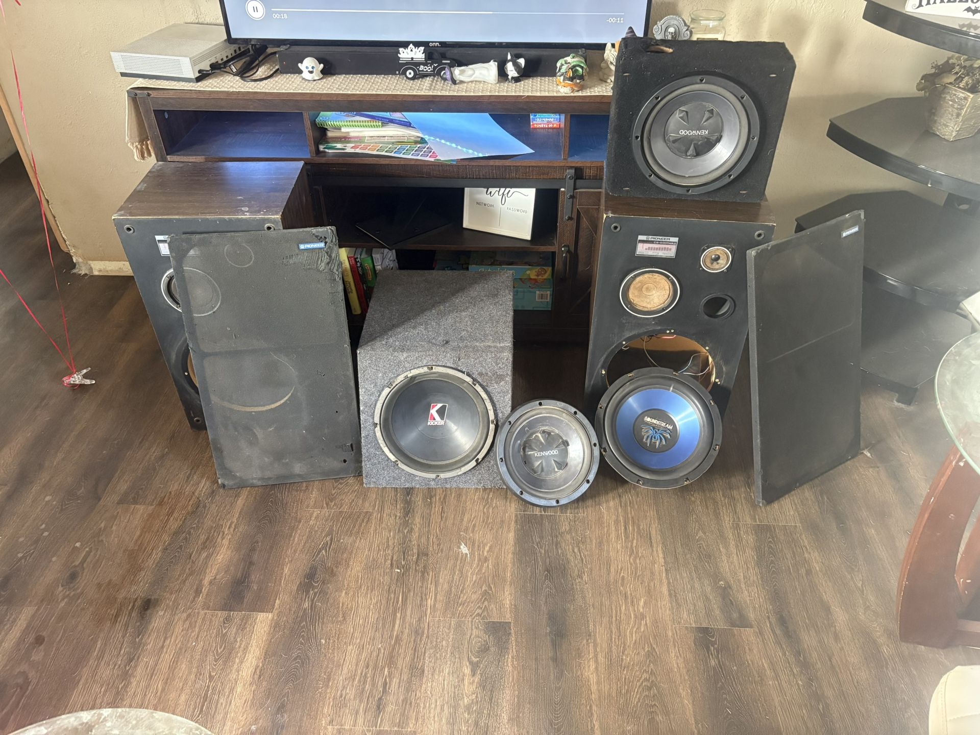 Vintage Speaker Box And Subwoofers 
