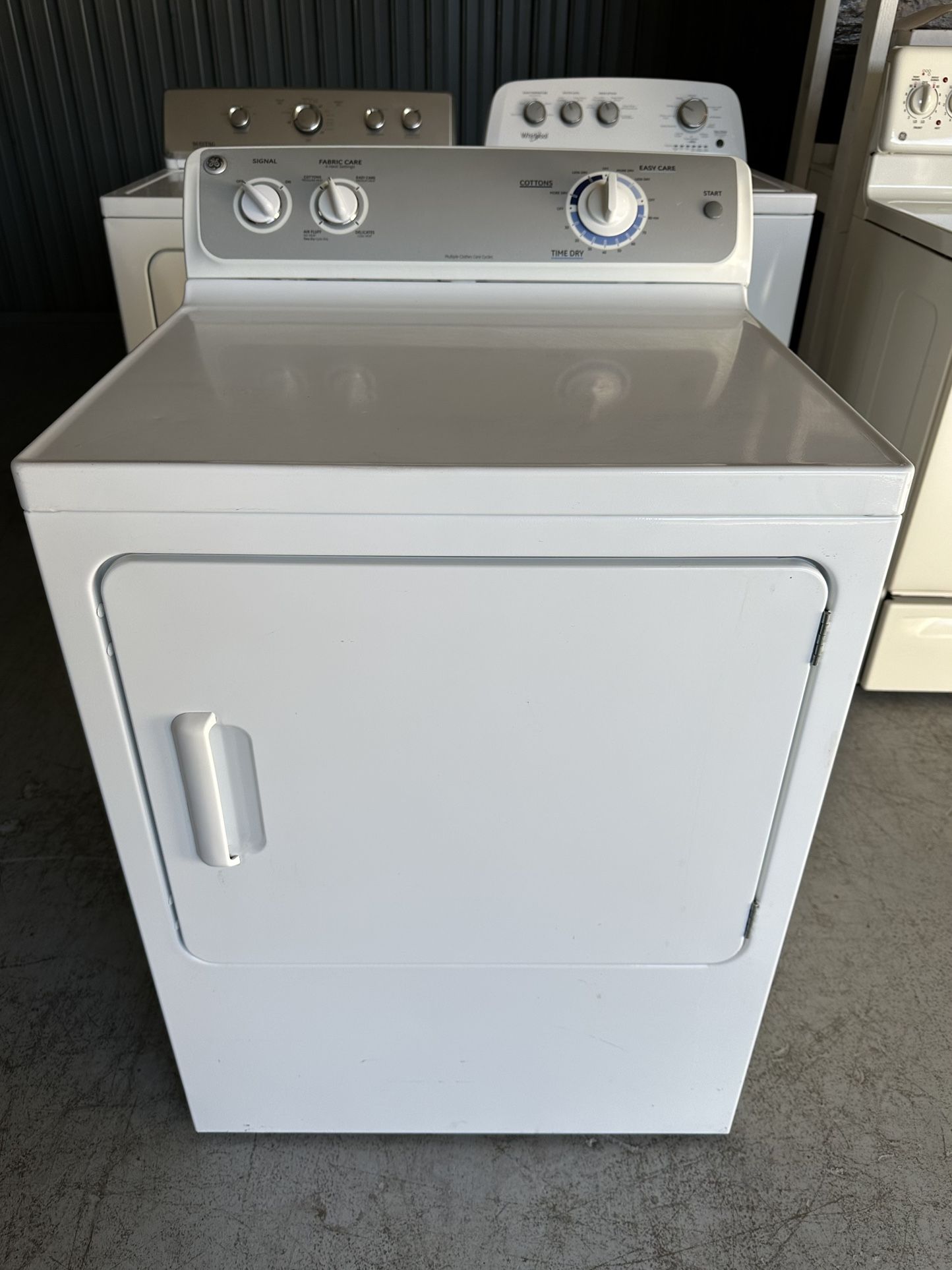 GE Electric Dryer (1 Month Warranty)