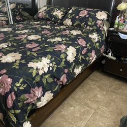 Queen Size Adjustable Bed Frame And Mattress 