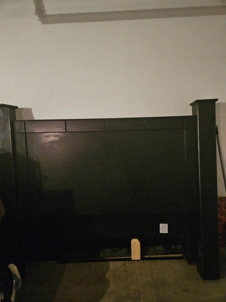 Queen Bed  Head Board And Foot Board With Bed Frame