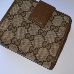 Gucci Wallet 