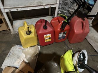 5 gallon gas cans, different variation