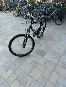 Track SLR mountain bike  26 inch wheels