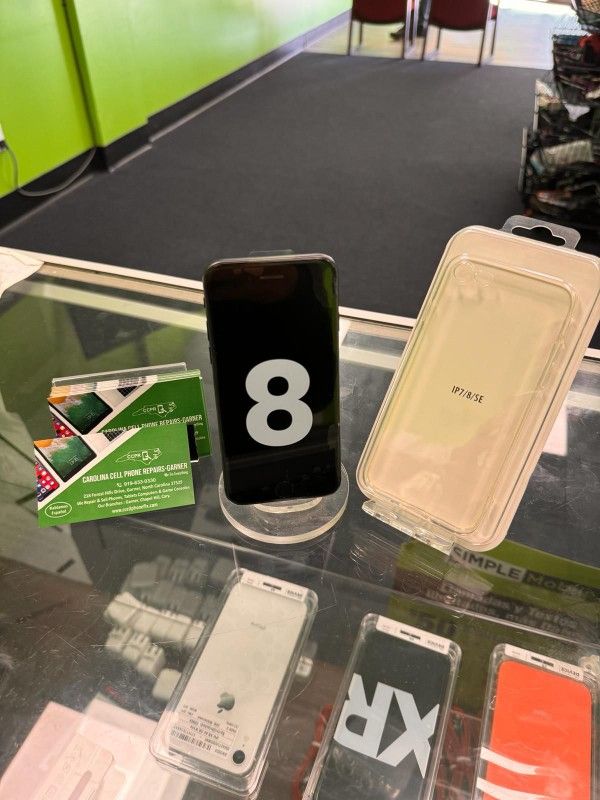 iPhone 8 64Gb Unlocked Wonderful Condition like new