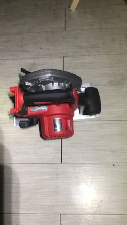 Milwaukee circular saw, new