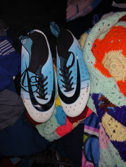 Soccer Cleats SIZE 10