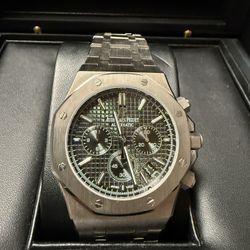  Audemars Piguet Royal Oak Selfwinding Chronograph 41mm Men's Watch - Ref: 26320ST.OO.1220ST.01 - Black Dial, Stainless Steel Bracelet