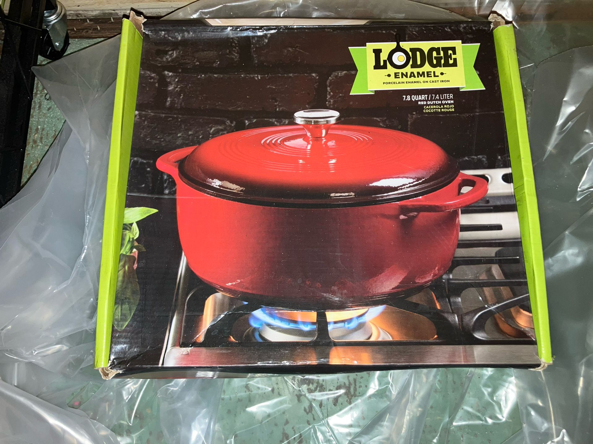 LODGE COLOR PORCELAIN ENAMEL ON CAST IRON 7.8 Qt