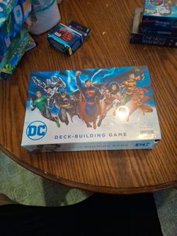 DC Deck Building Game 