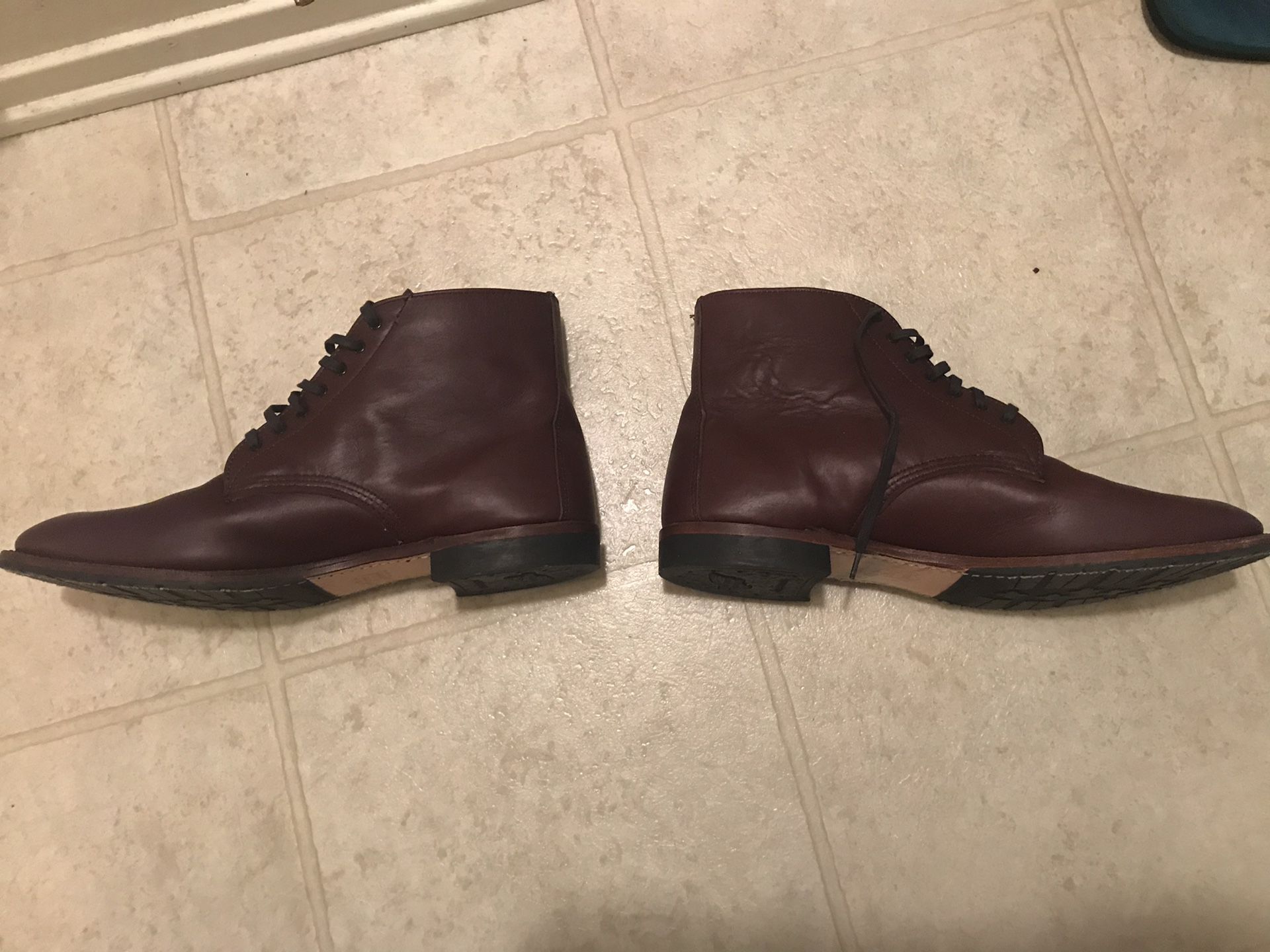 Redwing 9072 Sheldon heritage boots 13D black cherry feather stone red wing for Sale in Ontario, CA OfferUp