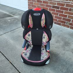 Graco  Convertible Booster seat with  hand rest /side impact head rest  & cup holders
