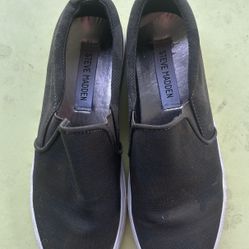 Girls Slip On sneakers