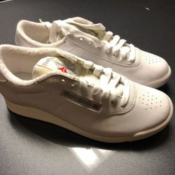 Reebok Women Retro Gum Princess Sneakers Shoes - Size 5