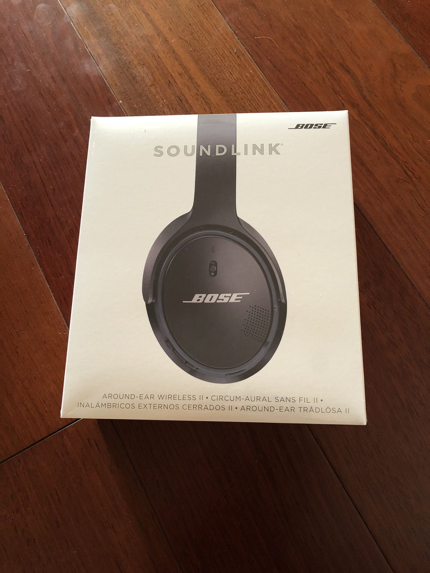 Bose Soundlink Around-Ear Wireless Headphones II - Black
