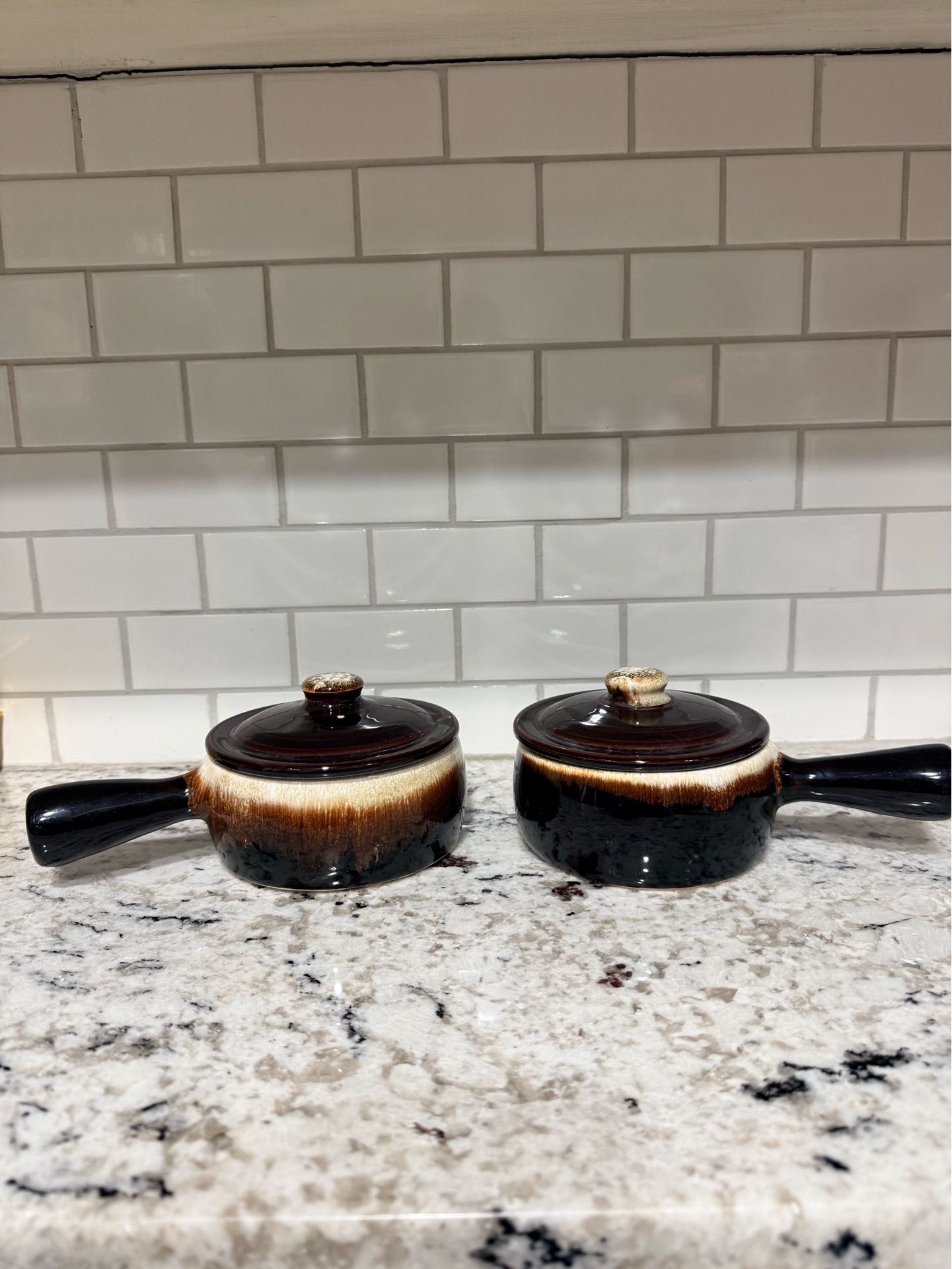 Vintage Pfaltzgraff Brown Drip Covered French Onion Soup Bowls Set of 2 | Ceramic Crocks with Lids