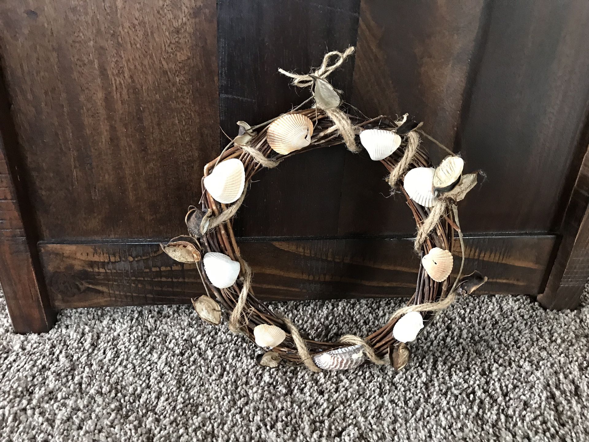 9” seashell wreath