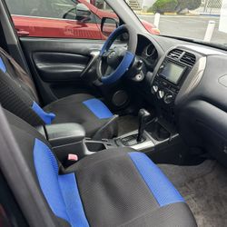 2004 Toyota Rav4