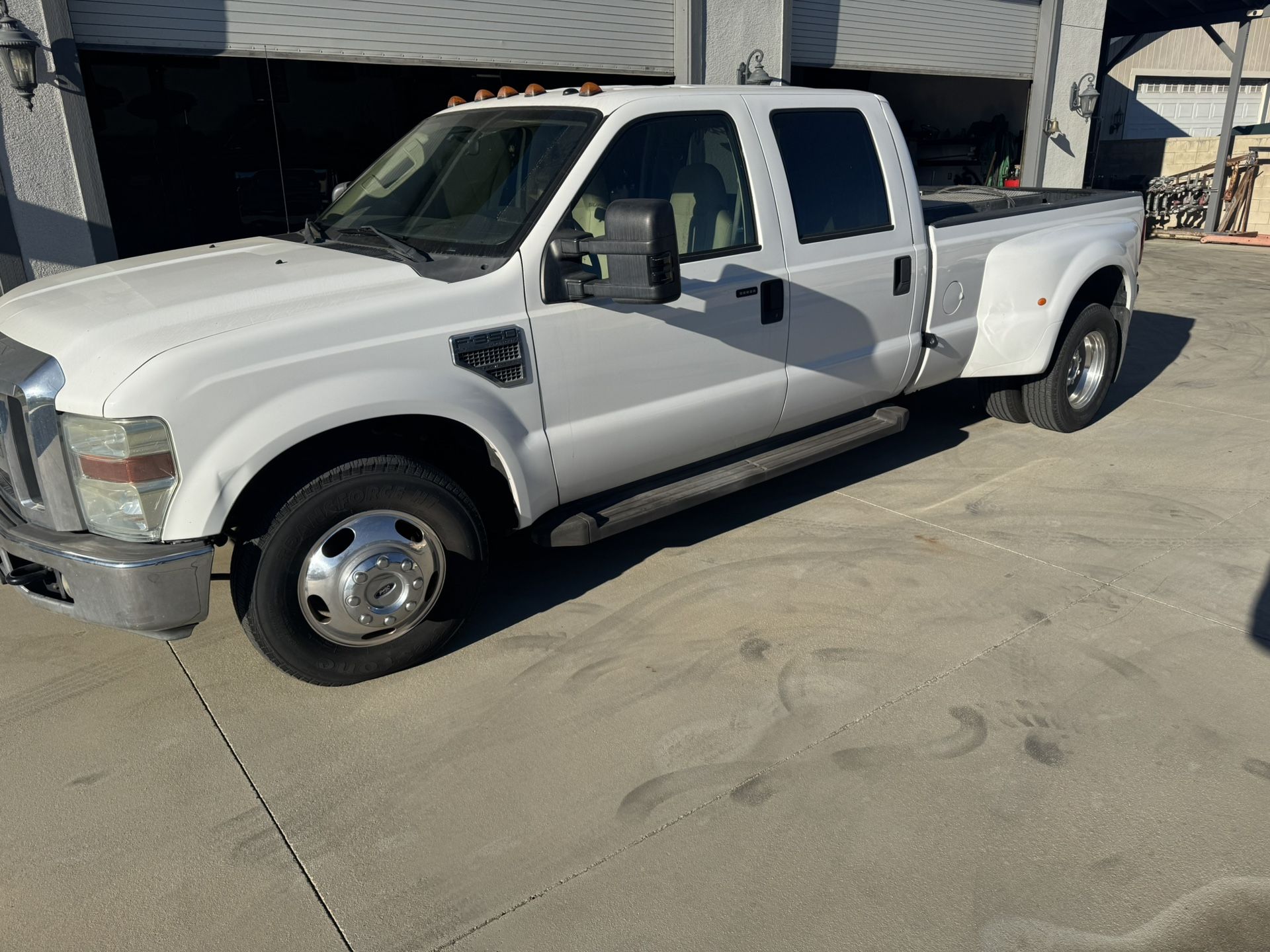 2008 Ford E-350