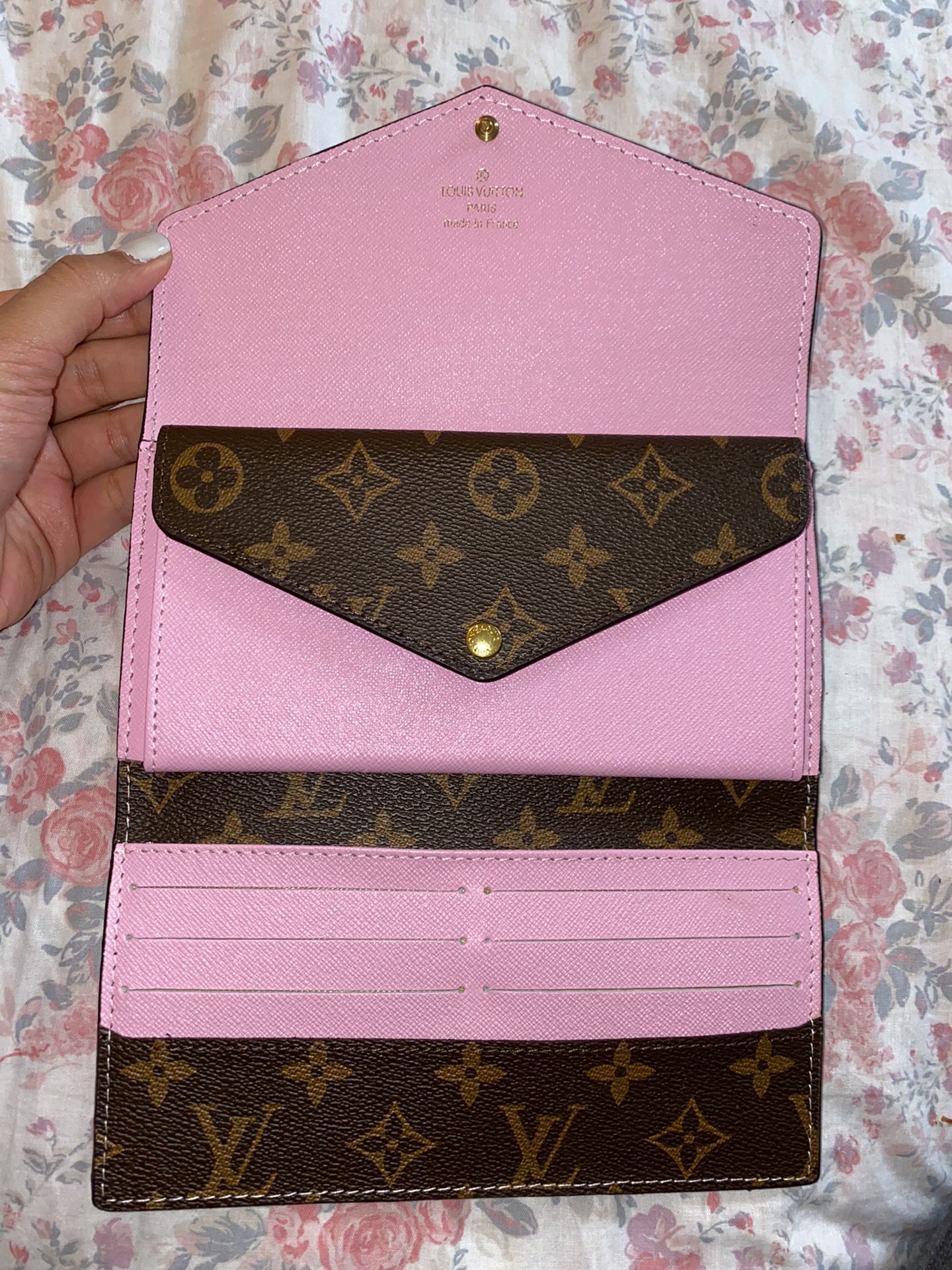 Pink Wallet 💗