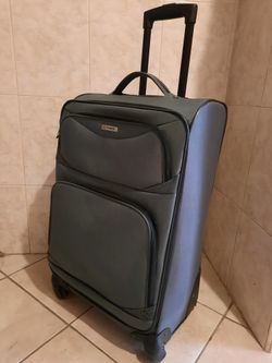 TAG 26" Tall Luggage 