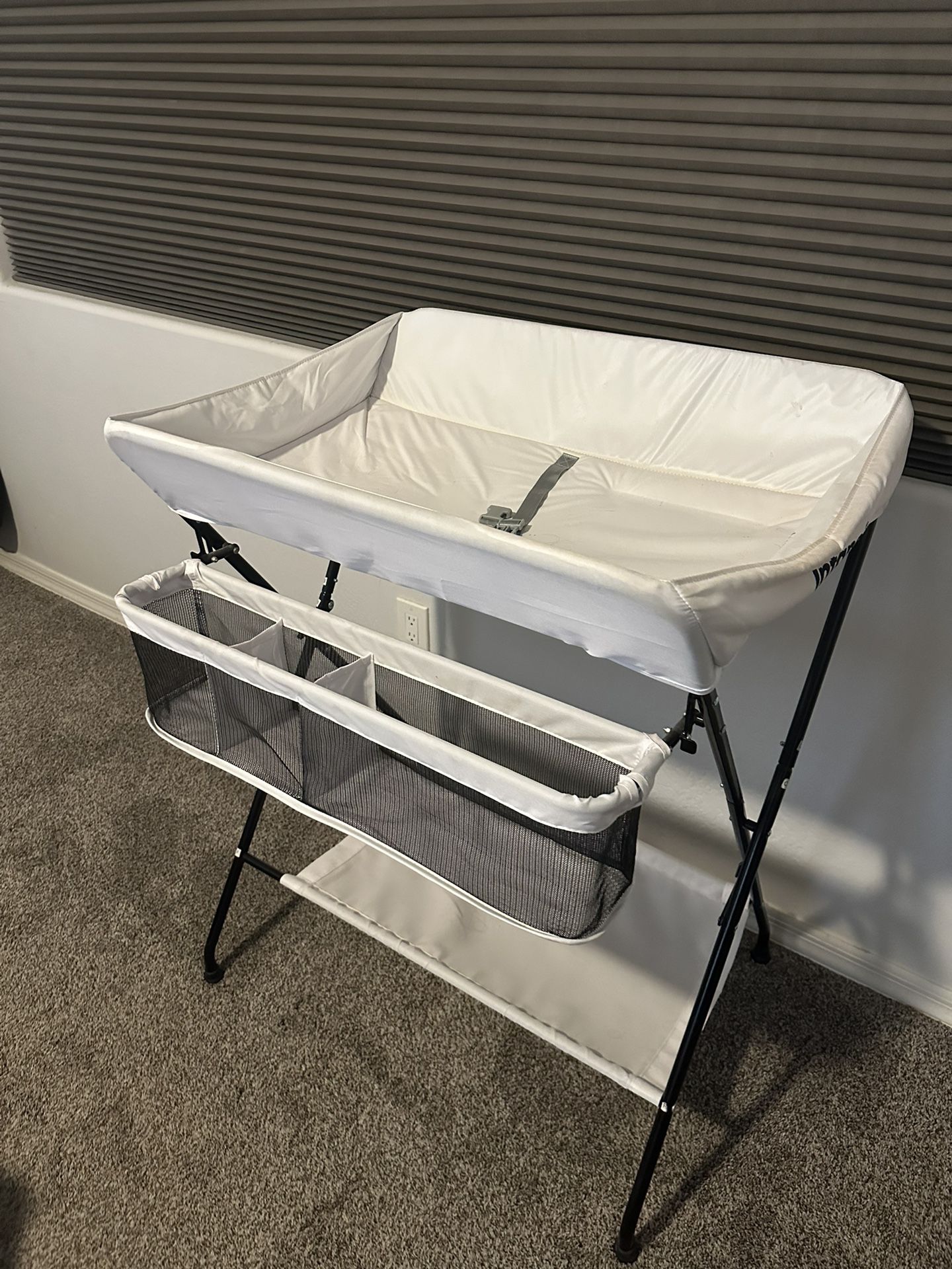 Folding Changing Table 