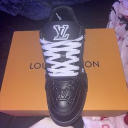 Lv trainers 
