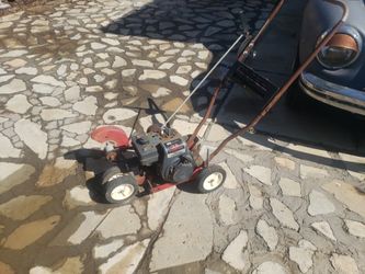Craftsman Edger Briggs And Stratton  3.5